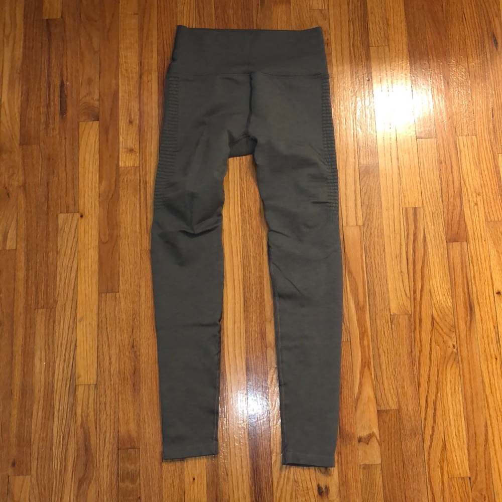 Alphalete Halo Leggings